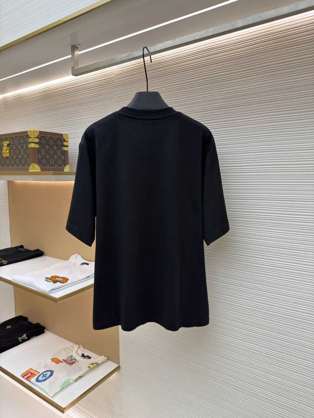 CELINE T-shirts Cotton XS-S-M-L A30202608060433 - Image 2
