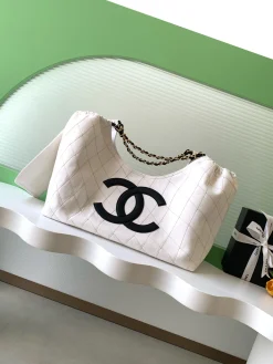 CHANEL Beach Bags Denim (Cream-Black) 20X43X17CM H80202608070753