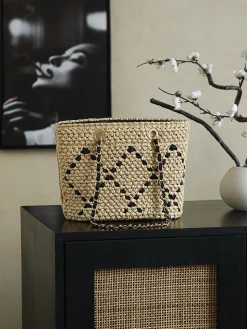 Alternative view of CHANEL Beach Bags Raffia (Beige-Black-Gold) 32X23X14CM I00202608071155