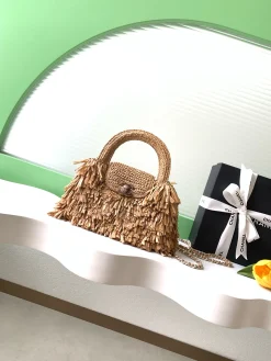 CHANEL Beach Bags Straw (Beige-Gold) 13X19X7CM H50202608070642