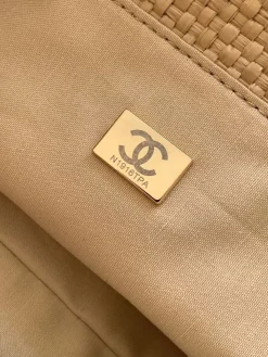 Alternative view of CHANEL Beach Bags Straw Leather (Beige-Black) 20X28X7CM F80202608072926