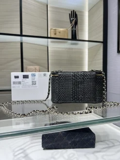 Alternative view of CHANEL Beach Bags Straw Leather (Black-Gold) 16X8X10CM F60202608071727