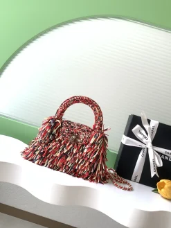 CHANEL Beach Bags Straw (Red-Black) 13X19X7CM H50202608070641