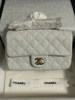 CHANEL Beach Bags Tweed (White-Gold) 20CM I00202608072458