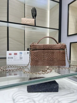Alternative view of CHANEL Beach Bags Woven Leather (Brown-Gold) One Size F80202608071261