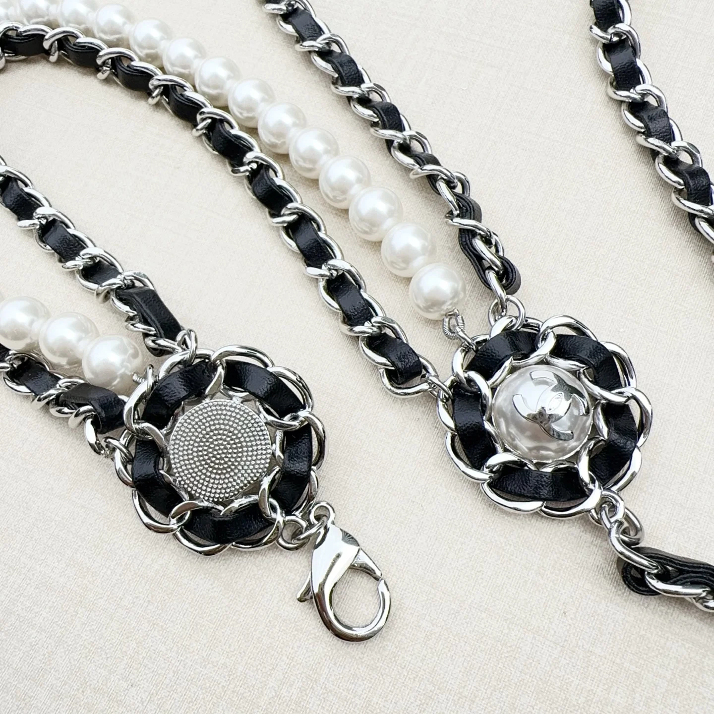 CHANEL Belts Pearl & Brass A90202608050470 - Image 5