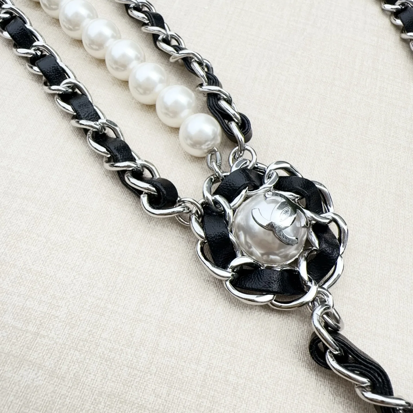 CHANEL Belts Pearl & Brass A90202608050470 - Image 6