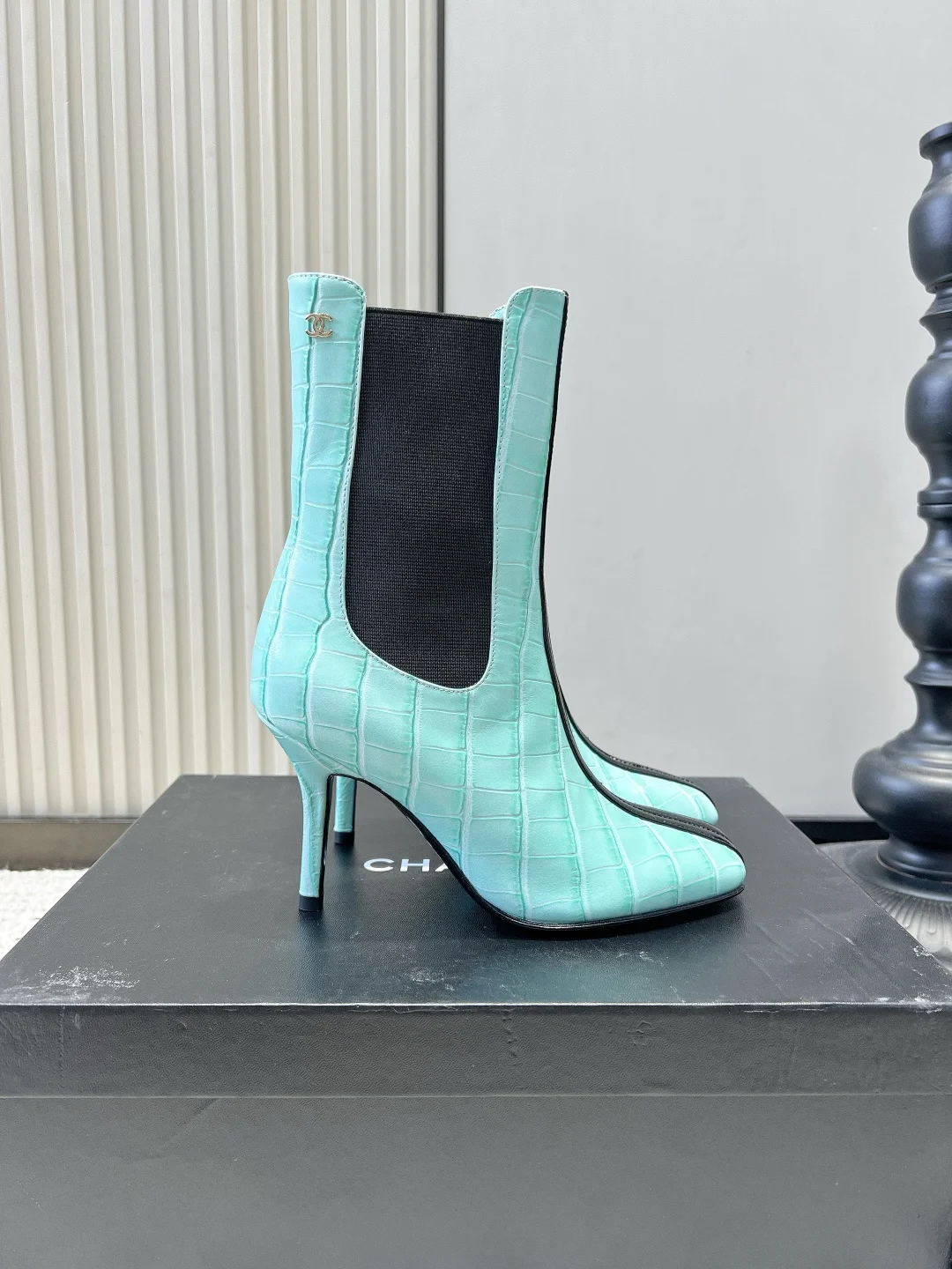 CHANEL Booties Leather EU35-39 C90202608030331 - Image 5