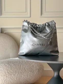 CHANEL Bucket Bags Calfskin Leather (Silver) 39X42X8CM F30202608072041