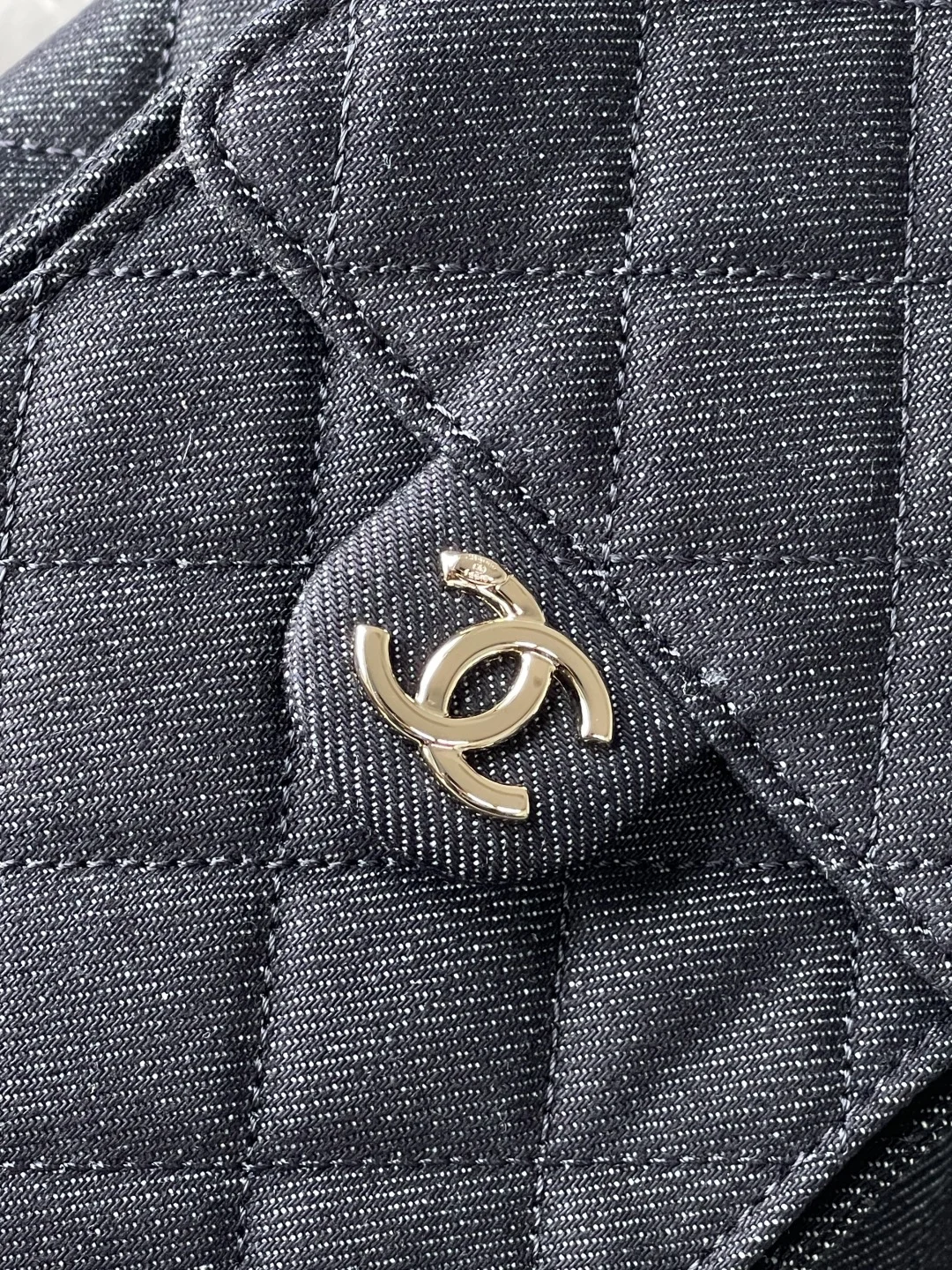 CHANEL Bucket Bags Caviar Leather (Blue-Silver) 30X26X14CM G10202608071417 - Image 11