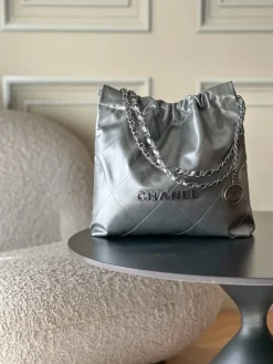 CHANEL Bucket Bags Waxed Calfskin (Silver) 35X37X7CM F00202608072067