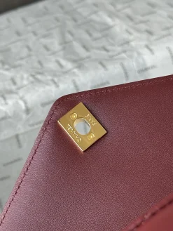 Alternative view of CHANEL Clutches Bags Caviar Leather (Burgundy-Gold) 10X26X5CM G00202608070736