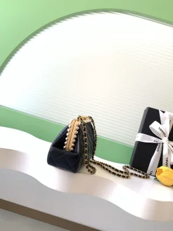 Alternative view of CHANEL Clutches Bags Lamb Leather (Black-Gold) 10X20X7CM H30202608072736