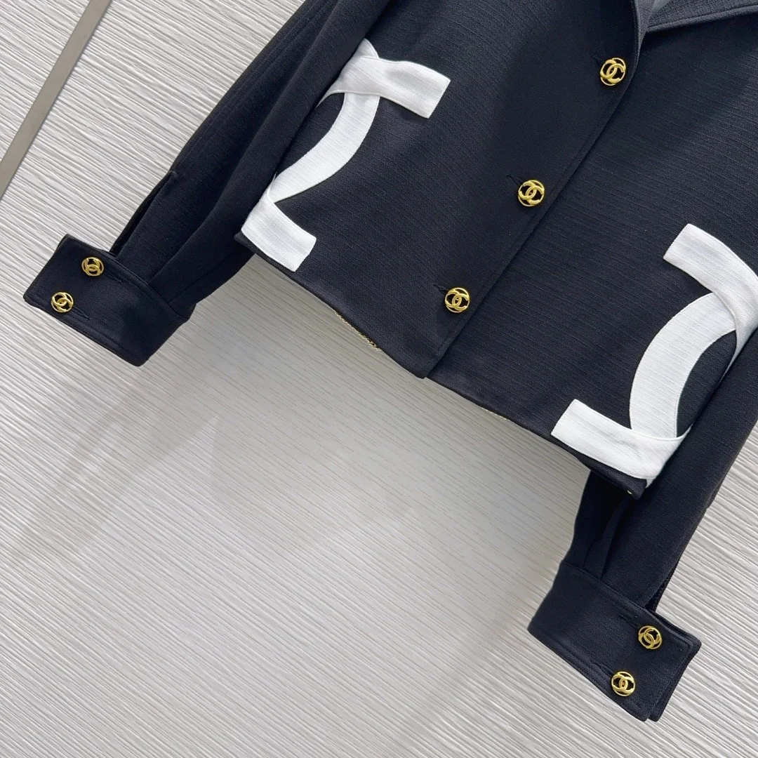 CHANEL Coats S M L C45202608040667 - Image 4