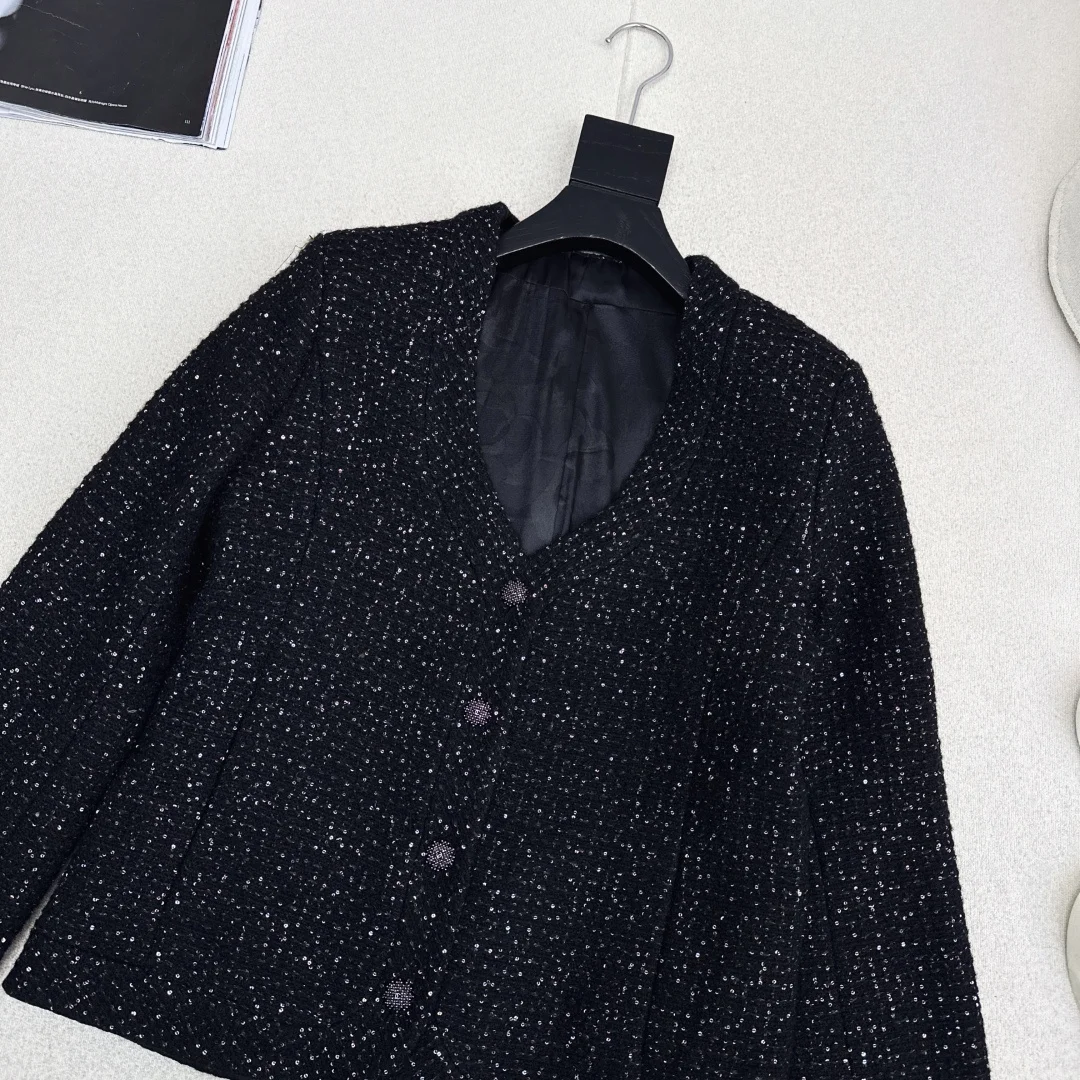 CHANEL Coats Tweed S-M-L C75202608040715 - Image 2