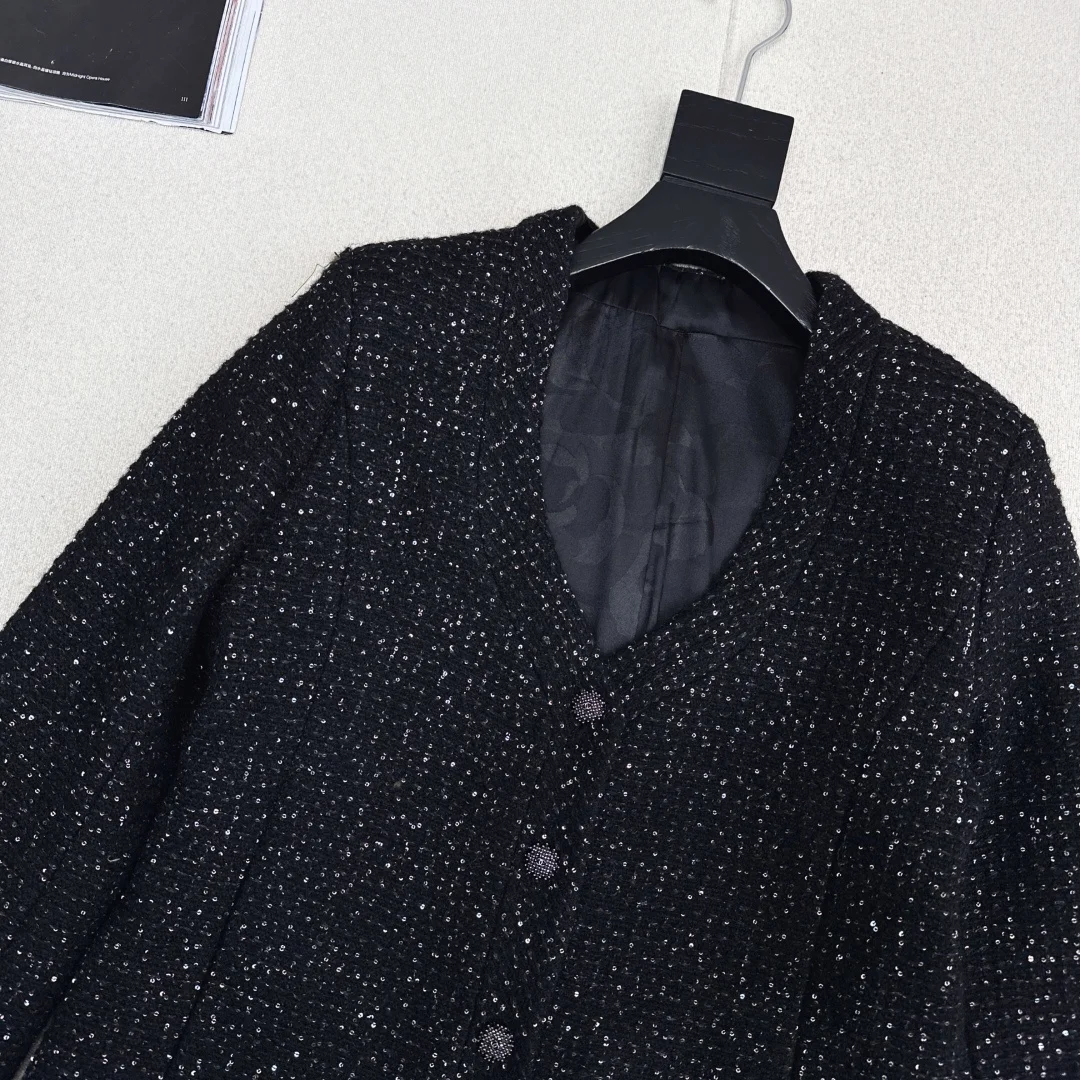 CHANEL Coats Tweed S-M-L C75202608040715 - Image 3