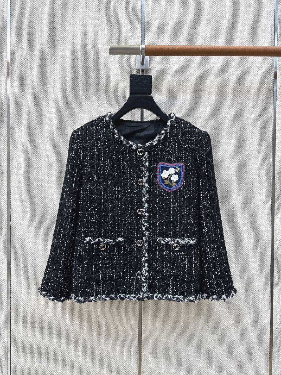 CHANEL Coats Tweed S M L C85202608040709