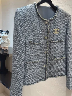 Alternative view of CHANEL Coats Tweed S-XL D20202608040383
