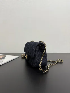 Alternative view of CHANEL Crossbody Bags Denim (Dark Blue-Gold) 20CM I50202608071571