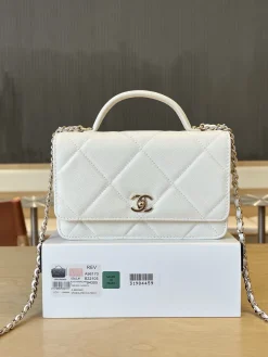 CHANEL Crossbody Bags Lambskin Leather (White-Gold) 19CM F20202608070042