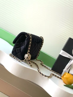 Alternative view of CHANEL Crossbody Bags Velvet (Black-Gold) 13X20X7CM F50202608072661