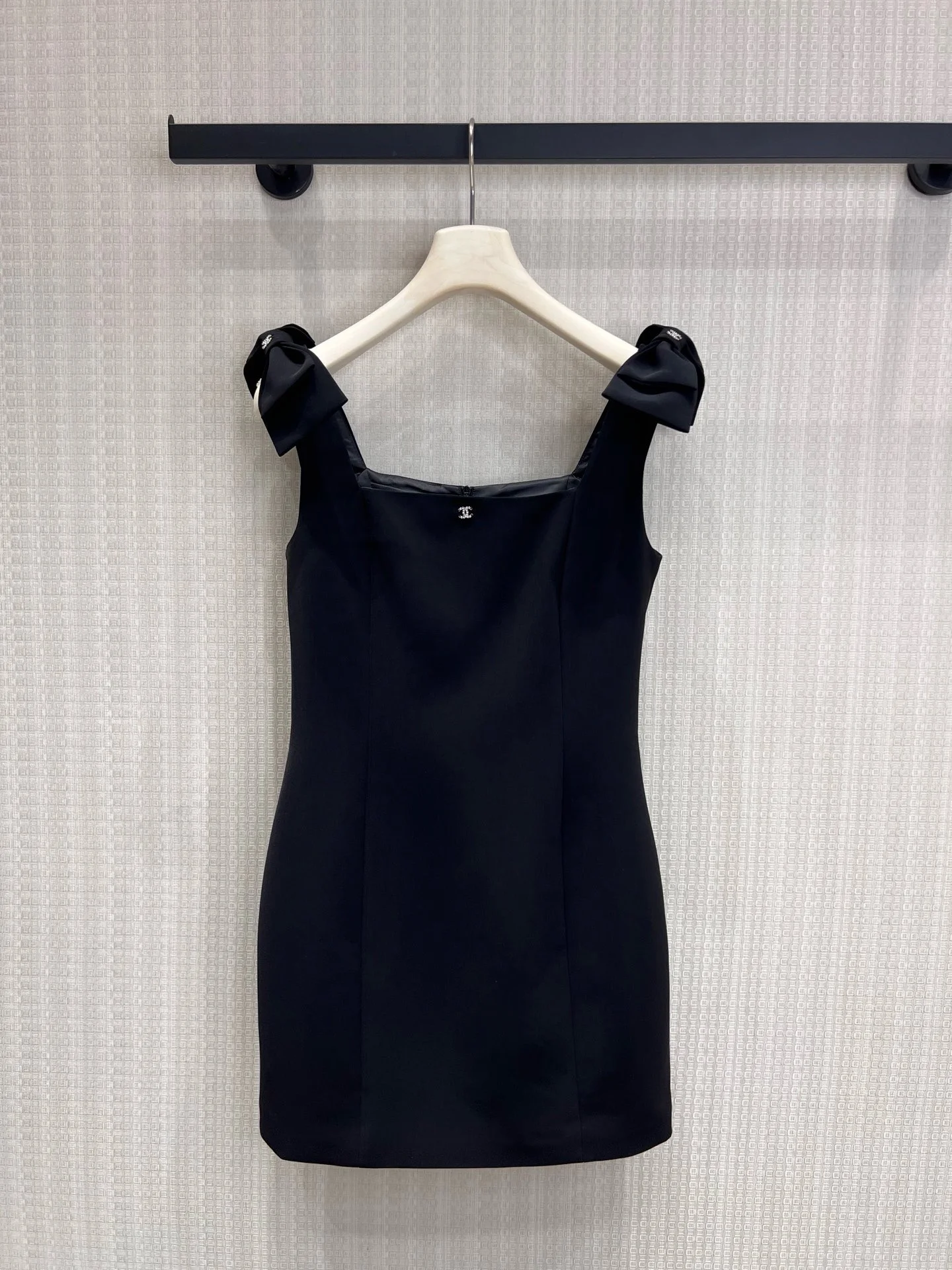 CHANEL Dresses S-M-L B75202608042844