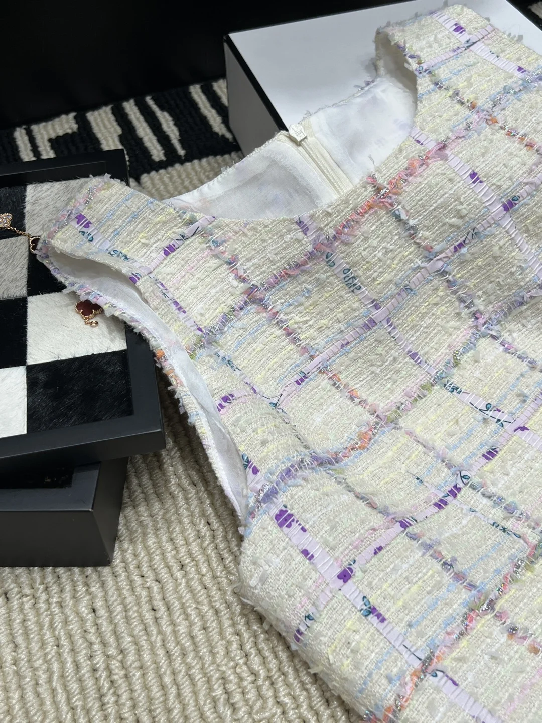 CHANEL Dresses Tweed SML C35202608041403 - Image 2