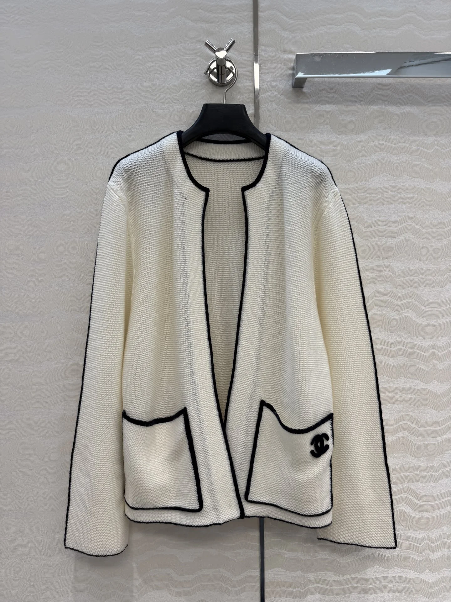 CHANEL Jackets Cashmere 36-40 D80202608041720