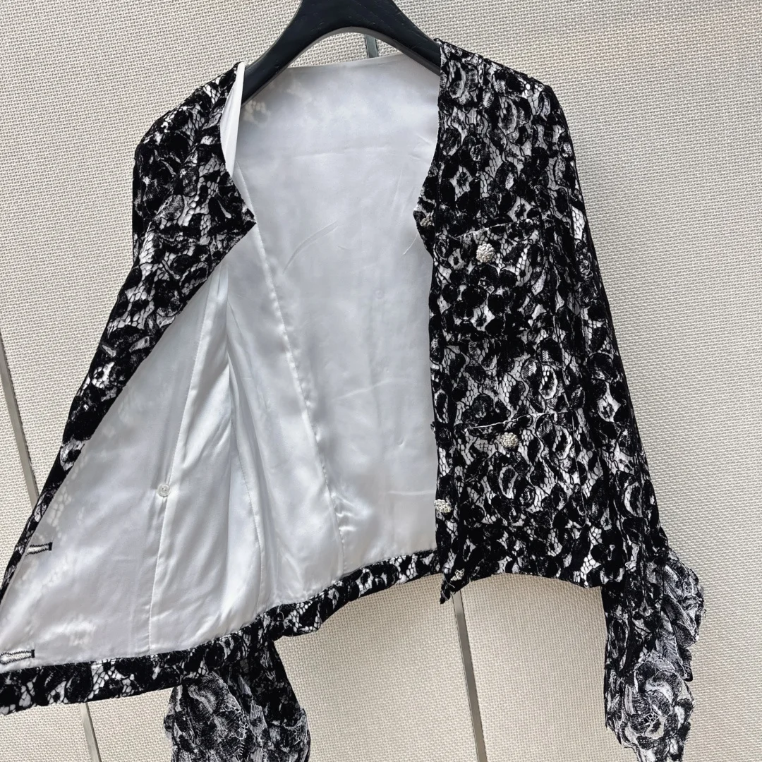 CHANEL Jackets Lace S-M-L C85202608040718 - Image 8