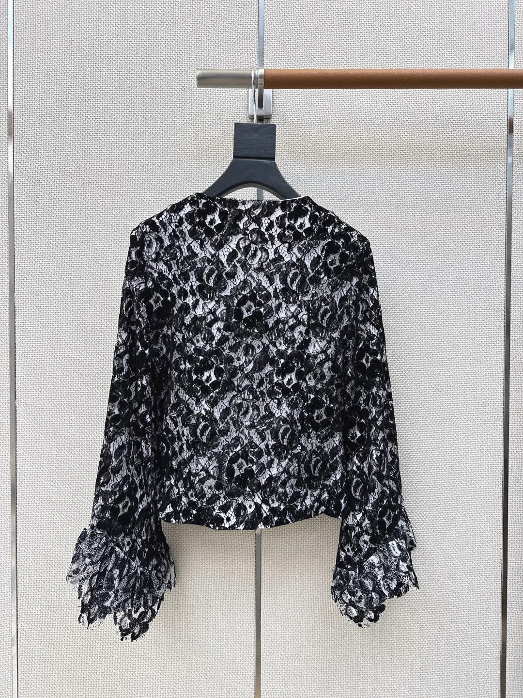 CHANEL Jackets Lace S-M-L C85202608040718 - Image 9