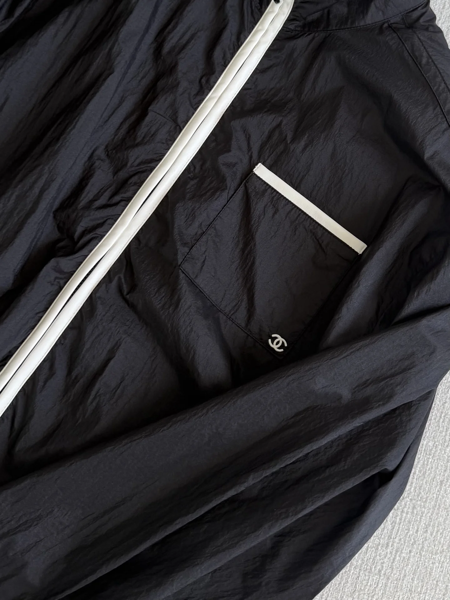 CHANEL Jackets Leather S-L C75202608042684 - Image 4