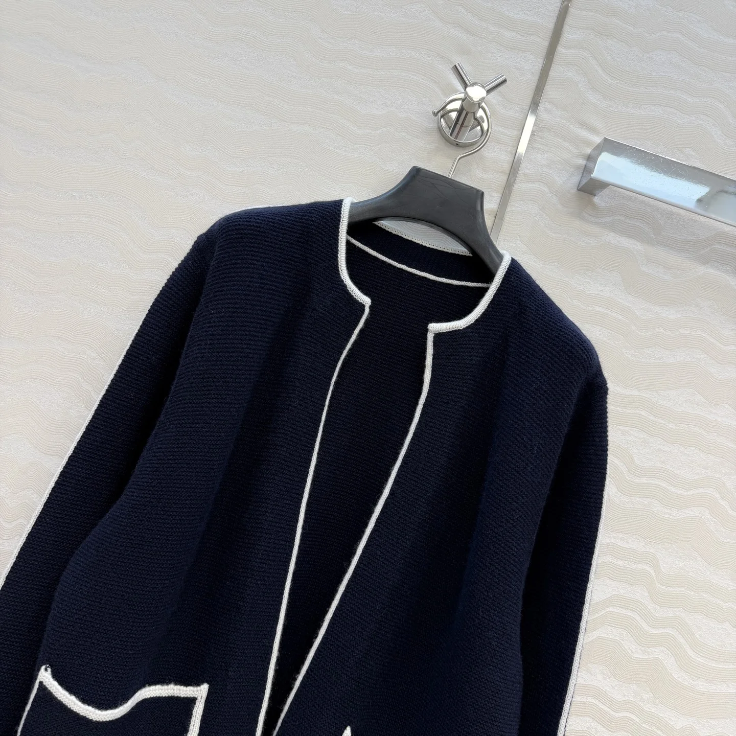 CHANEL Jackets S-L D80202608041719 - Image 2