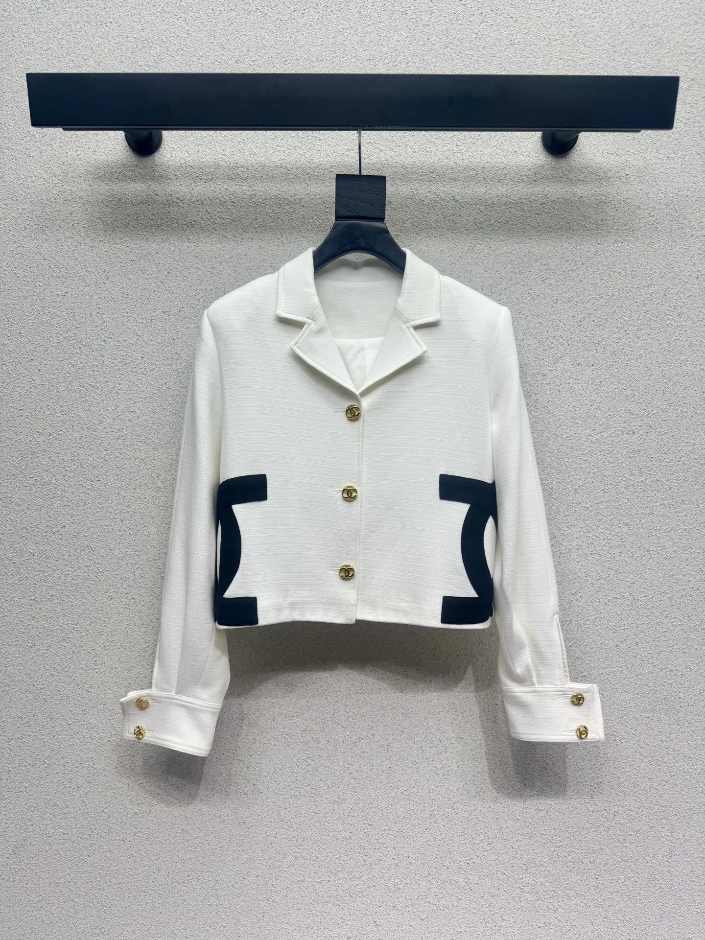 CHANEL Jackets S-M-L C35202608040299 - Image 2