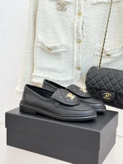 CHANEL Loafers Leather EU35-39 C00202608031890