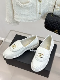 Alternative view of CHANEL Loafers Leather EU35-41 C00202608031887