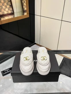 Alternative view of CHANEL Mules Lamb Leather EU35-40 B20202608031140