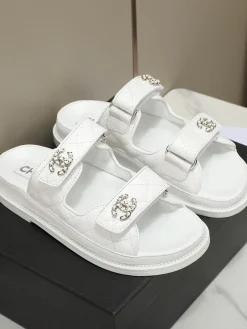 CHANEL Sandals Calfskin Leather EU35-40 B20202608031513