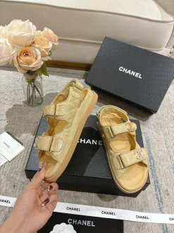 Alternative view of CHANEL Sandals Leather EU35-40 B20202608031143