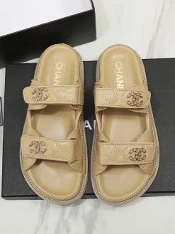 CHANEL Sandals Leather & Lambskin EU35-40 B20202608031515