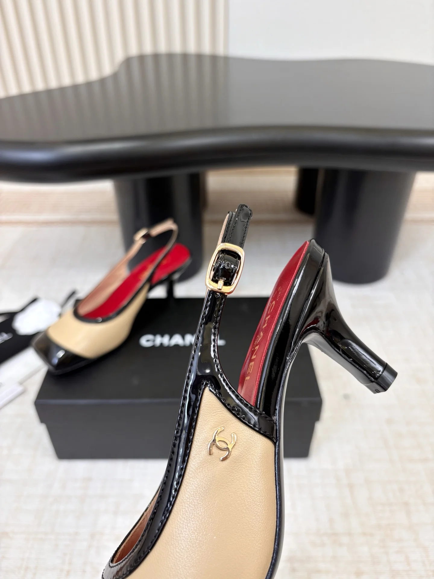 CHANEL Sandals Leather & Sheepskin EU35-39 B80202608030608 - Image 5