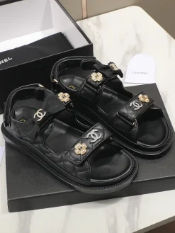 Alternative view of CHANEL Sandals Leather & Sheepskin EU35-40 B40202608031122