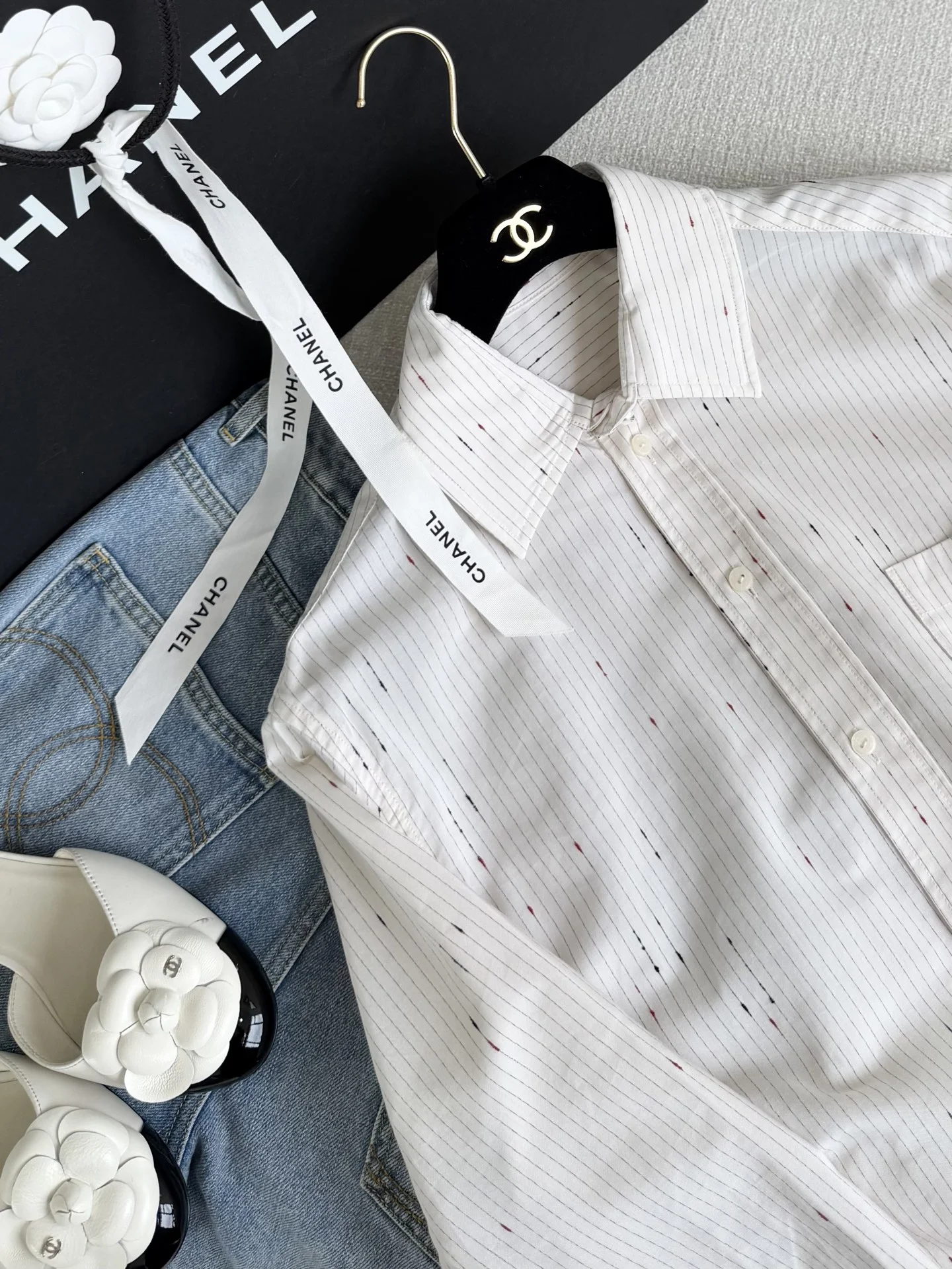 CHANEL Shirts S-L C35202608040870 - Image 2