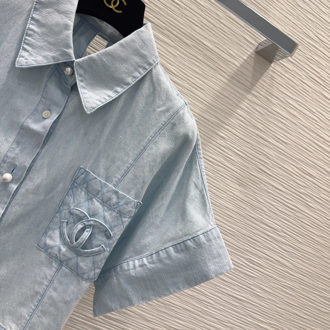 CHANEL Shirts Washed Denim S M L B65202608041951 - Image 4