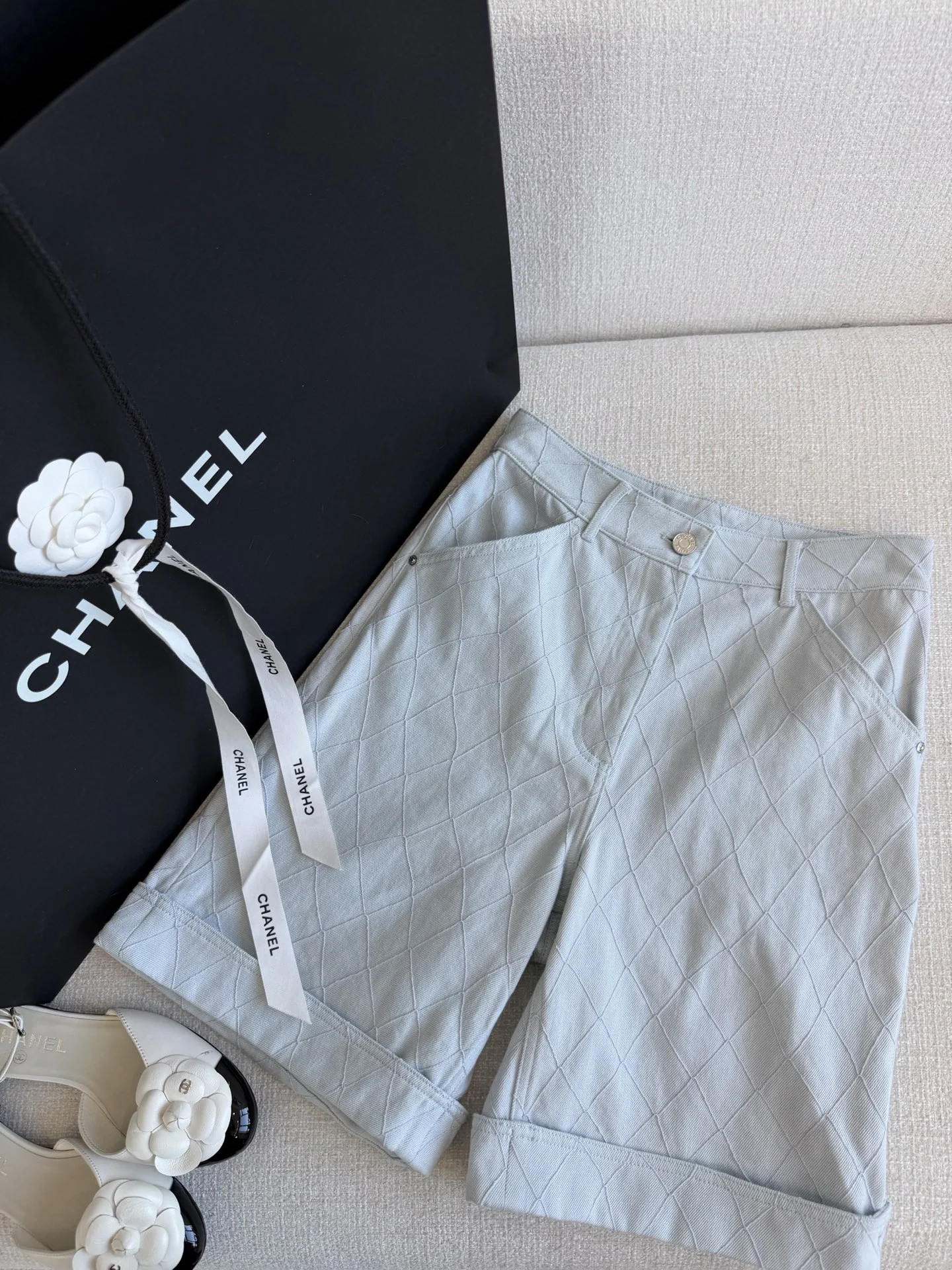 CHANEL Shorts Denim S-L C25202608042590