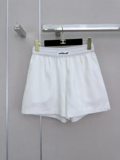 CHANEL Shorts S-M-L A65202608041800