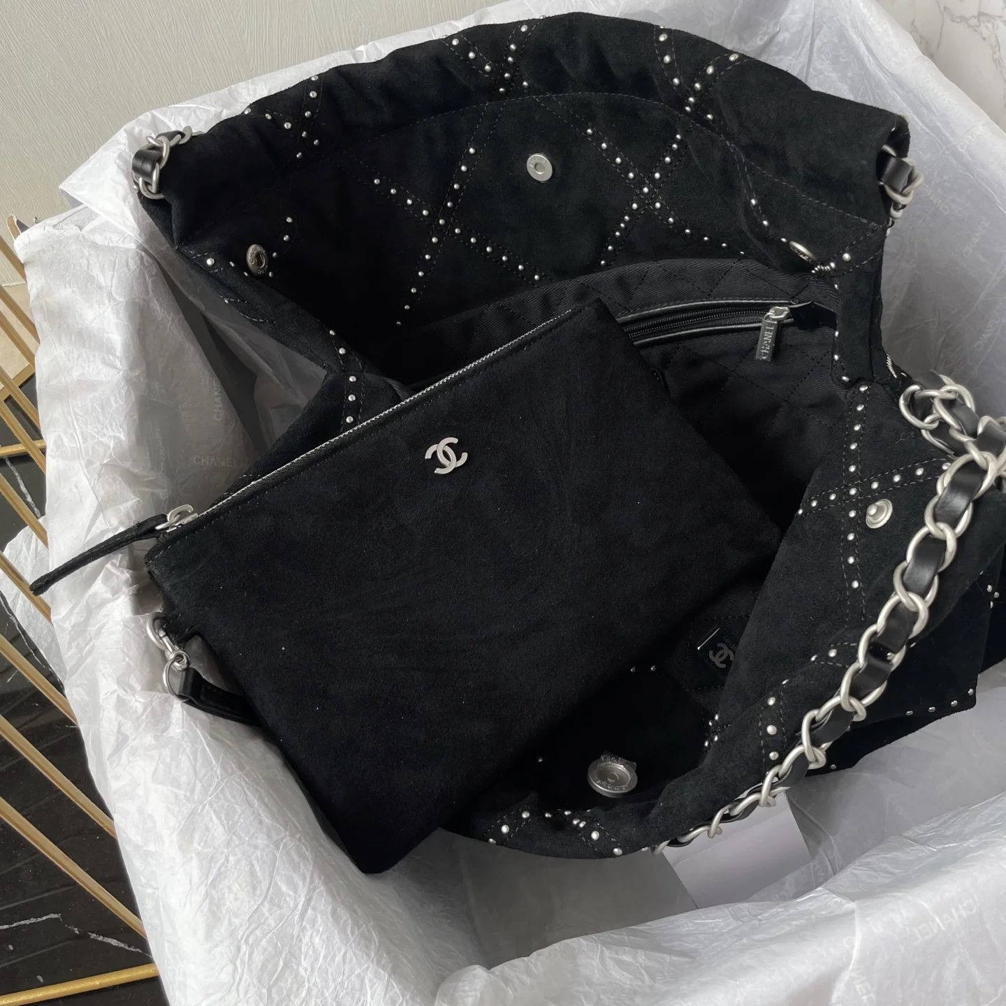 CHANEL Shoulder Bags Denim (Black-Silver) 35X37X7CM H50202608073161 - Image 6