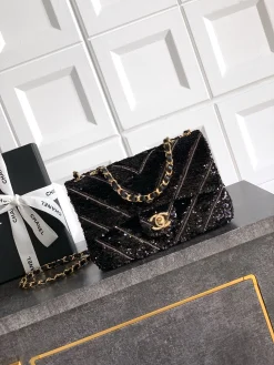 CHANEL Shoulder Bags Leather Sequins (Black-Gold) 14X21X8CM A050202608071659