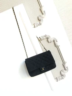 CHANEL Shoulder Bags Suede (Black-Gold) 18X26X7CM G20202608073267
