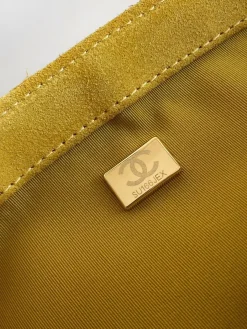 Alternative view of CHANEL Shoulder Bags Suede Leather (Yellow-Gold) 18X26X7CM G20202608073280