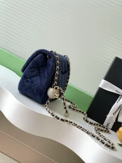 Alternative view of CHANEL Shoulder Bags Velvet (Navy-Gold) 13X18X7CM F20202608072664